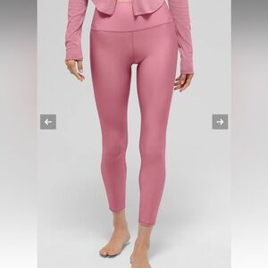 Alo Yoga Women’s 7/8 High-Waist Airlift Legging in Pink Wild Rose